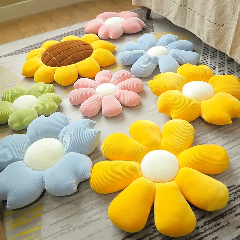 Almofadas flor seis pétalas em várias cores vibrantes como amarelo, azul, rosa e verde, estilo feminino