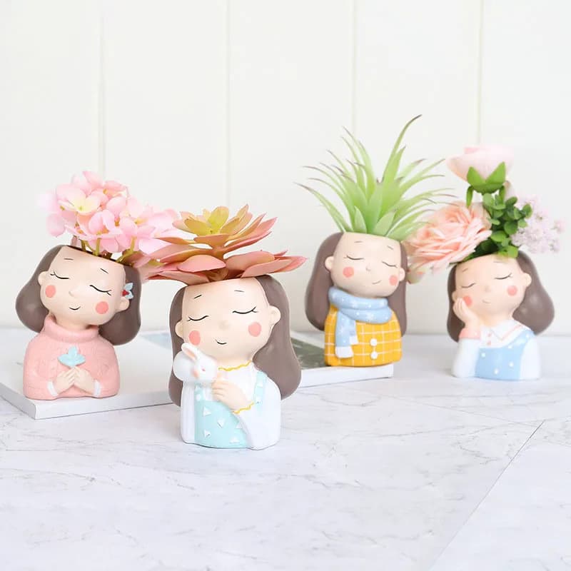 Conjunto de vasos mini menina coloridos em cerâmica com flores artificiais para decoração