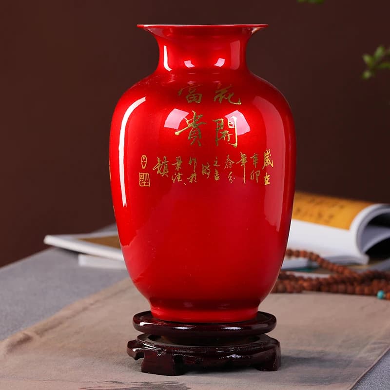 Vaso de flores vermelho com decoração floral dourada, estilo clássico chinês, porcelana esmaltada