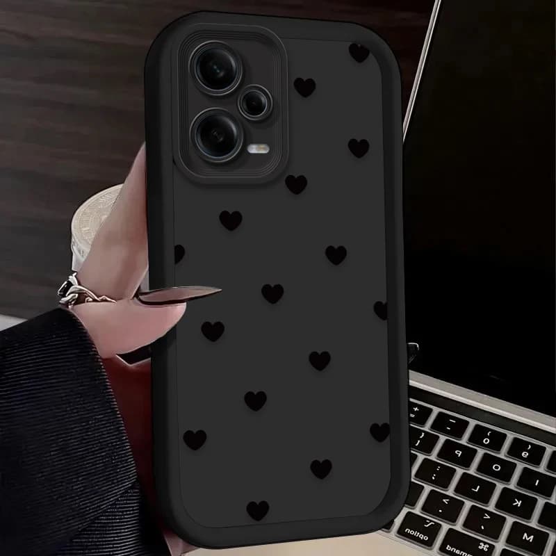 Capa preta para Xiaomi Redmi Note 13 com pequenos corações pretos protetora silicone