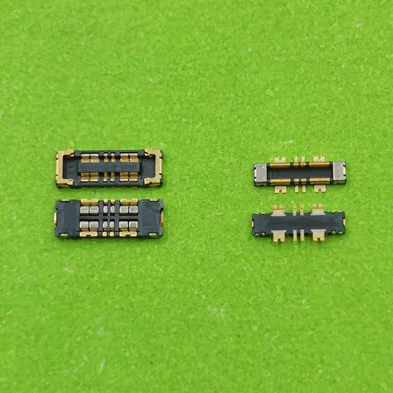 Conector FPC de bateria Xiaomi Mi 9T Pro K20 K20 Pro dourado e preto em fundo verde com duas peças detalhadas