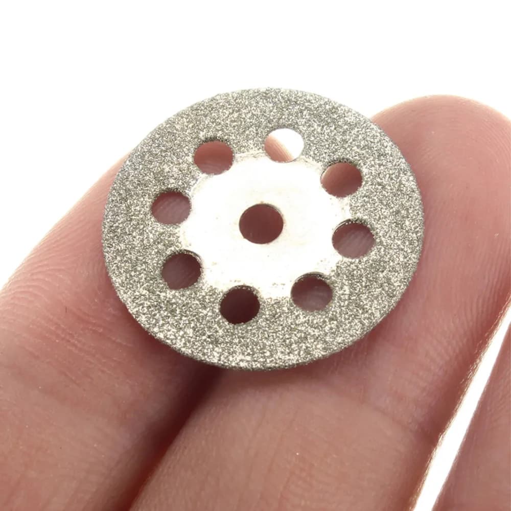Disco de corte prata em aço inoxidável com furos circulares, para ferramenta rotativa profissional