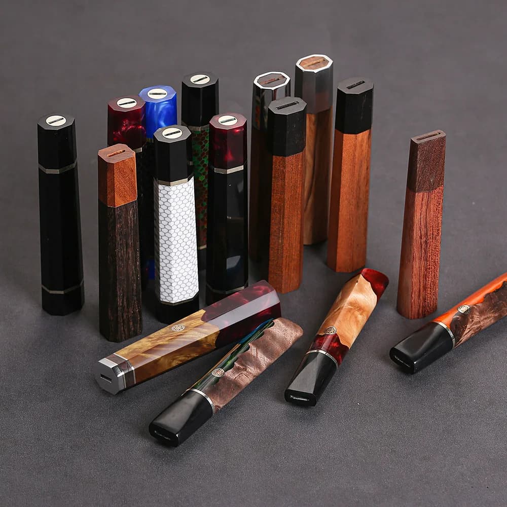 Cabos variados para faca Turwho Nakiri em madeira e resina colorida com design hexagonal