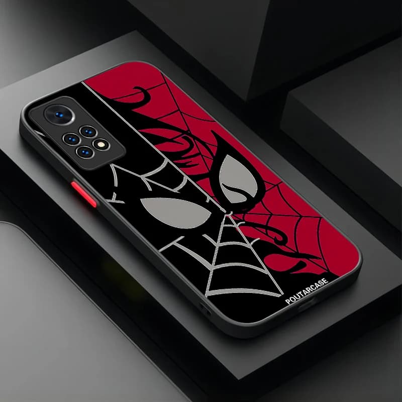 Capa para celular Xiaomi Redmi e Poco com design Homem-Aranha preto e vermelho e textura de teia
