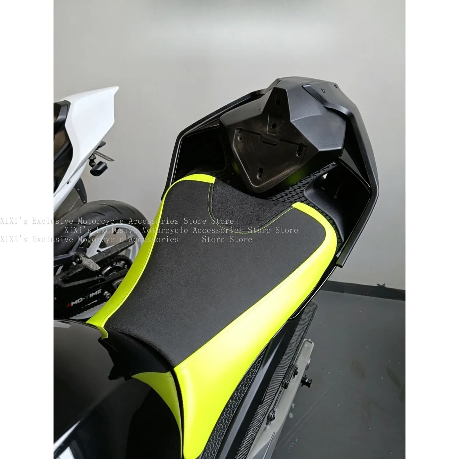 Para Motocicleta ZXMOTO 820RR: Assento Dianteiro Modificado Elevado, Almofada de Assento Aumentada com Conforto de Rebote Suave e Acessório para Altura de Assento