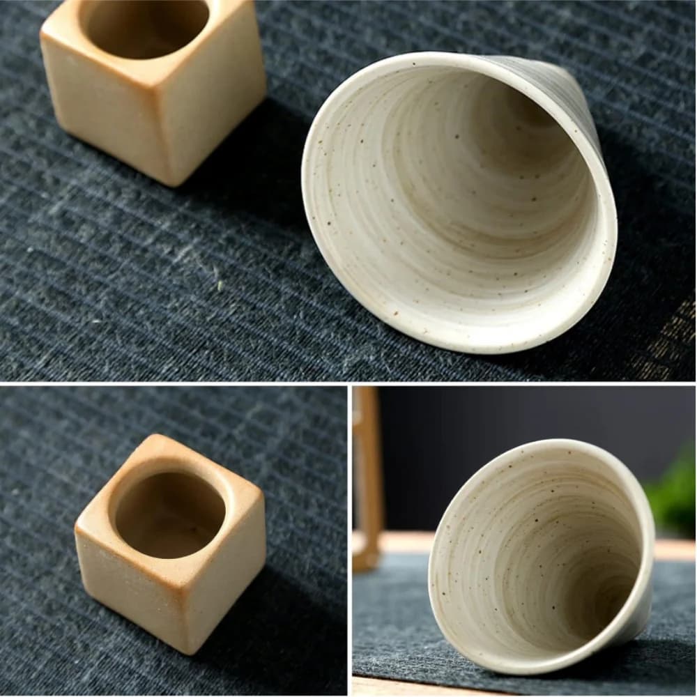 Conjunto de canecas de cerâmica estilo japonês com base quadrada bege e copo branco com textura