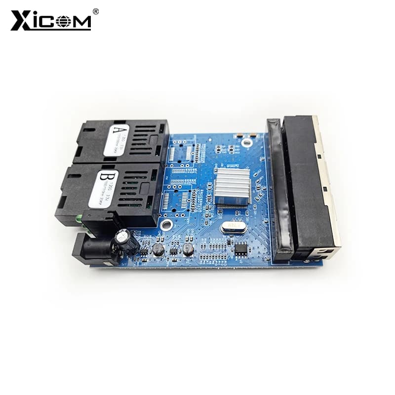 Placa conversora Ethernet fibra óptica 1.25G com dissipador e 4 portas RJ45 modelo Xicom