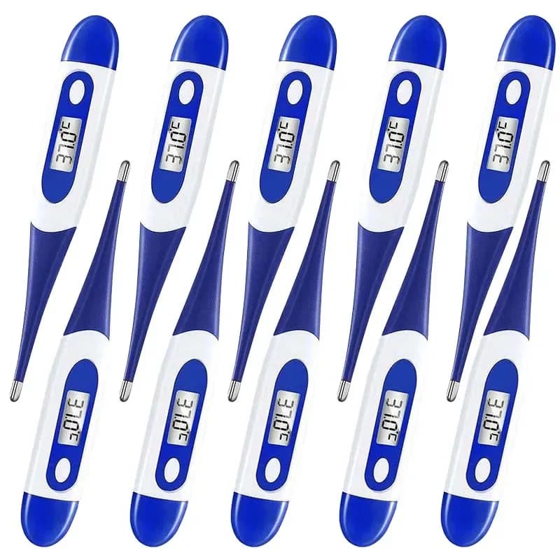 Sete termômetros digitais azul e branco em fundo branco