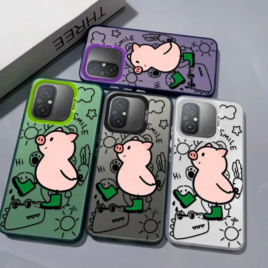 Quatro capas Xiaomi Redmi Note coloridas com porquinho fofo e botas verdes, design antirrisco