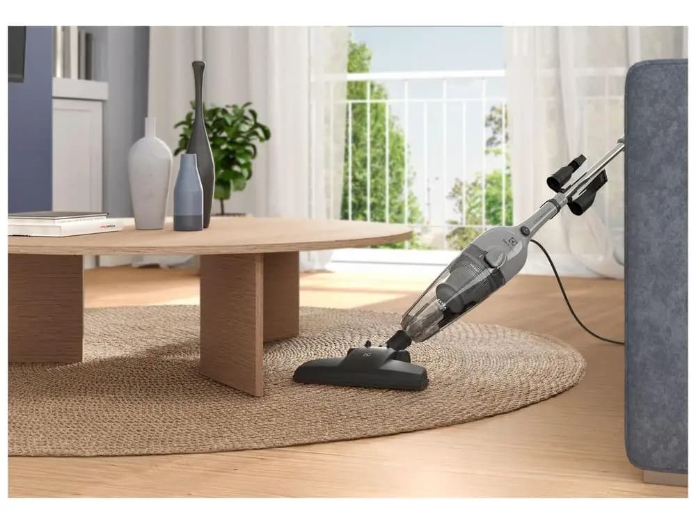 Aspirador de Pó 2 em 1 Electrolux com Filtro HEPA 1500W Cyclonic Power STK16 Cinza - 110V