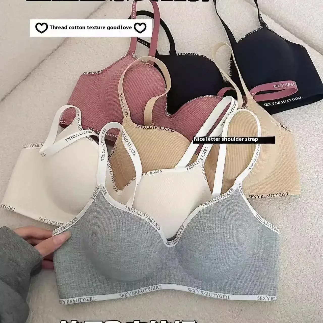 Kit de sutiãs push up em várias cores com alças estampadas e tecido de algodão texturizado