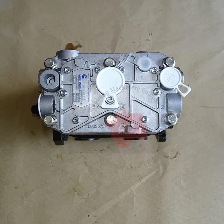 Vista superior do compressor de ar para motor diesel modelo 5339231 com detalhes em metal cinza e tampas brancas