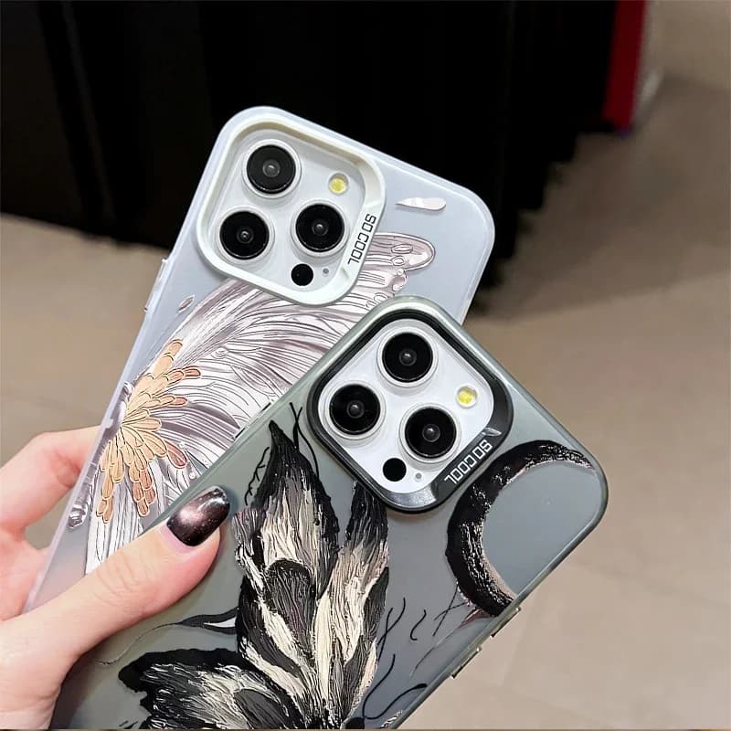 Capa luxo para Xiaomi Redmi Note 13 com design borboleta preta e cinza metálico, proteção para câmera tripla