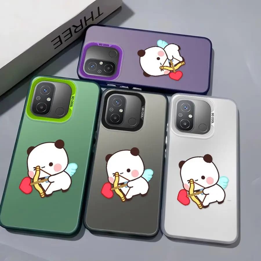 Capas para Xiaomi Redmi Note em cores verde, cinza, branco e roxo com desenho de urso fofo com arco e coração