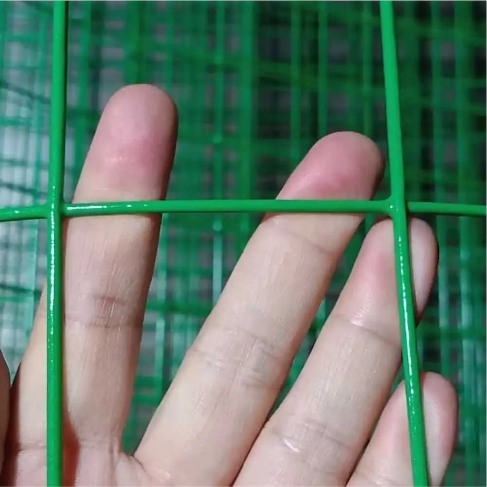 Cerca de jardim verde em espiral para proteção de pátio e gramado