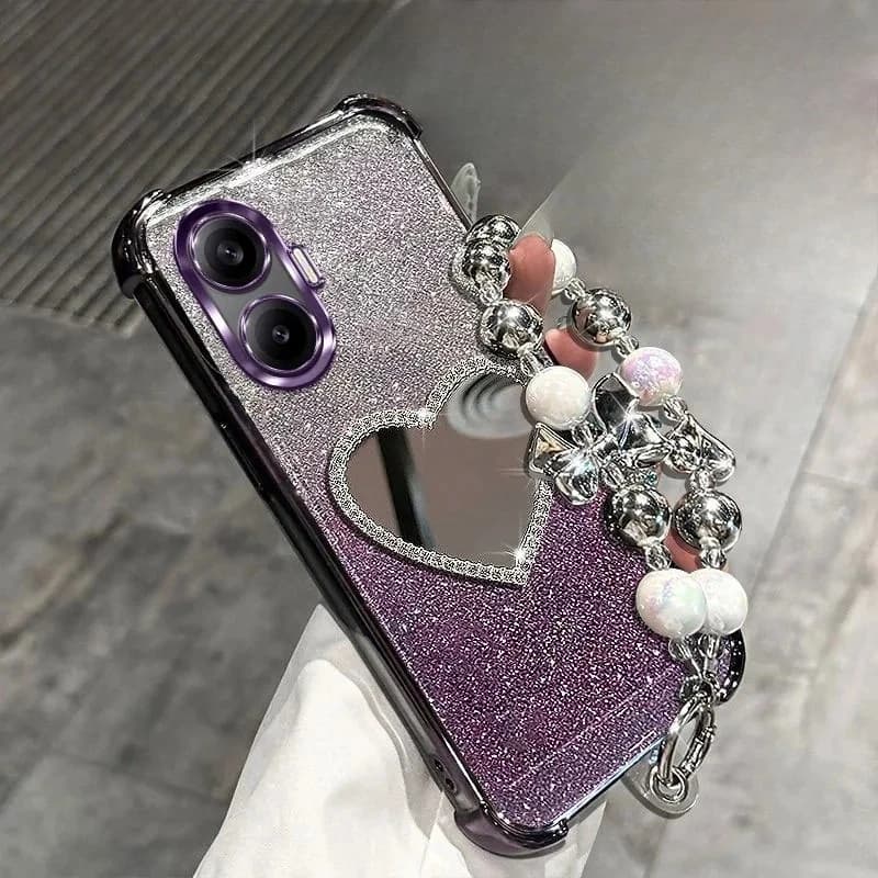 Capa para Xiaomi Poco X7 prata com glitter e pulseira decorativa prateada em formato de coração