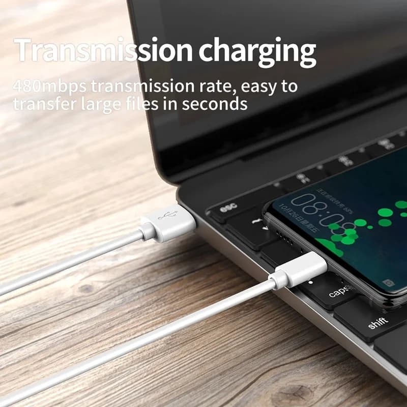 Cabo USB-C branco conectado a laptop e smartphone para transferência de dados rápida 480mbps