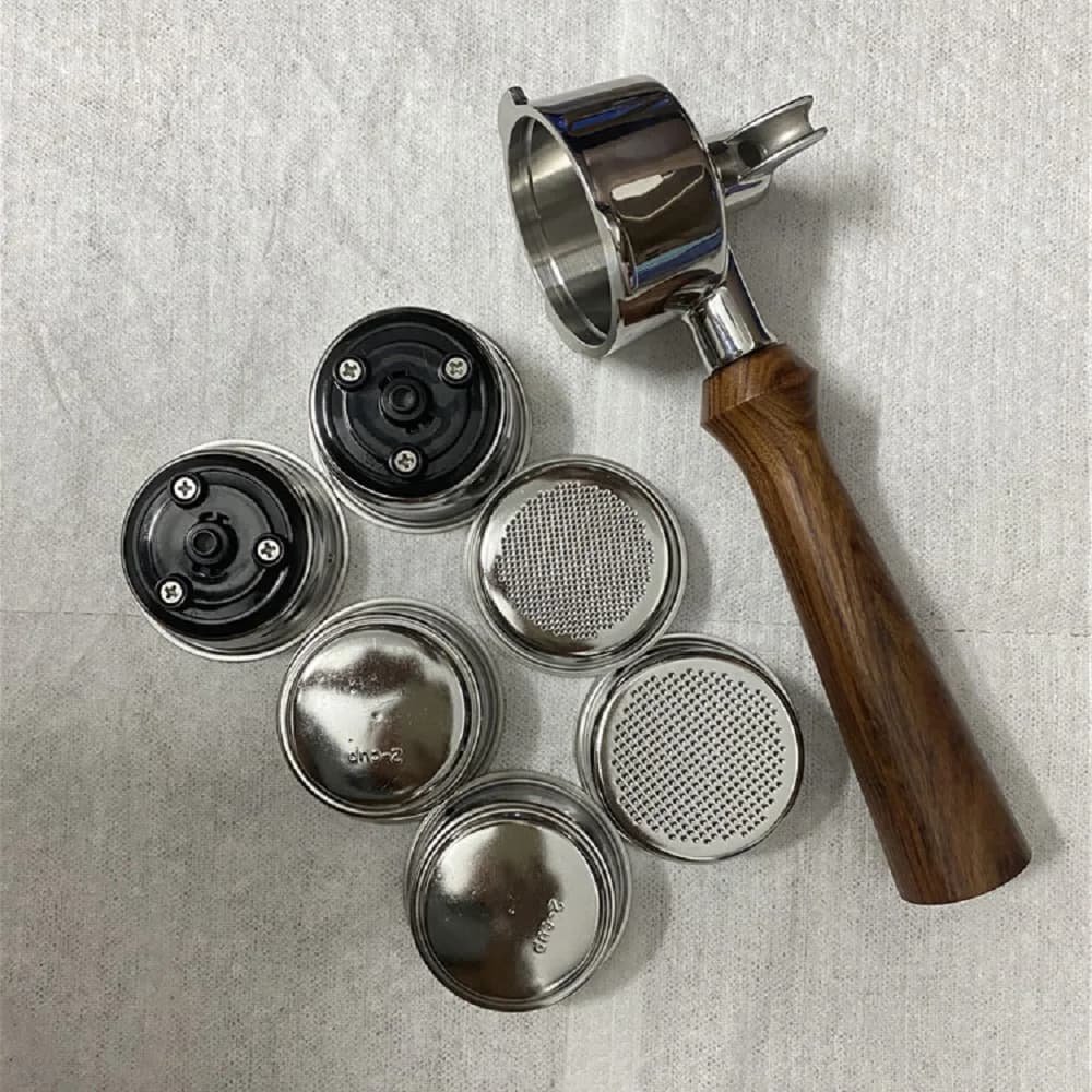 Portaffiter de café de boca dupla 51mm com punho de madeira e filtros de café