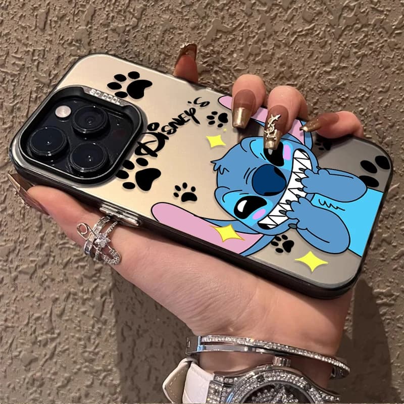 Capa para celular azul Disney Stitch sorrindo com pegadas e logo Disney para Xiaomi Redmi e Poco