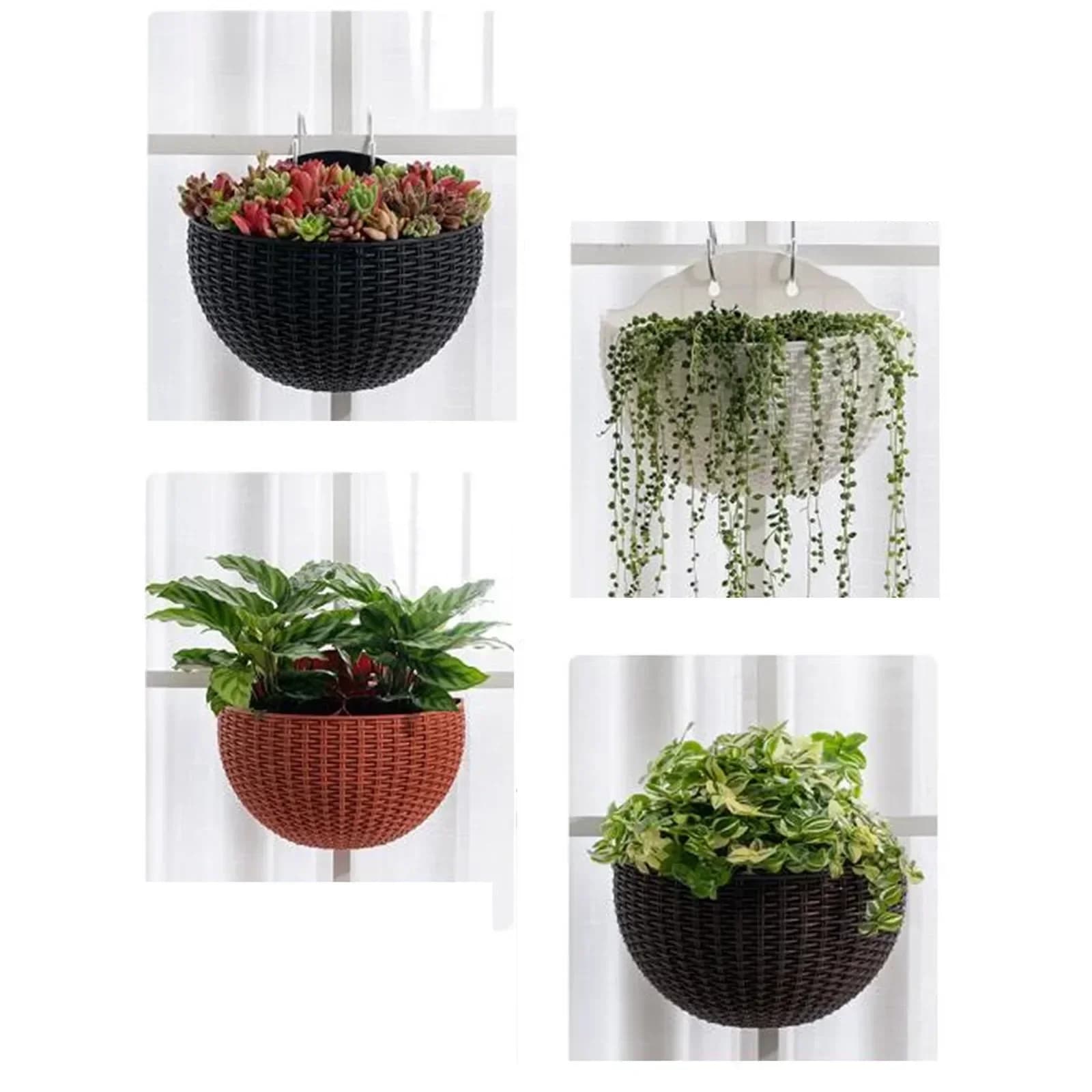 Conjunto de cestas penduradas em rattan artificial com plantas decorativas em cores preta, branca e laranja