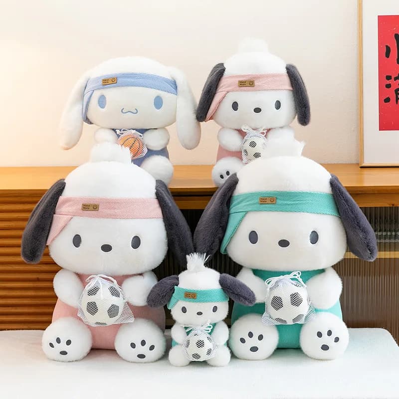 Bonecos de pelúcia anime Cinnamoroll e Pochacco série esportiva em uniformes esportivos