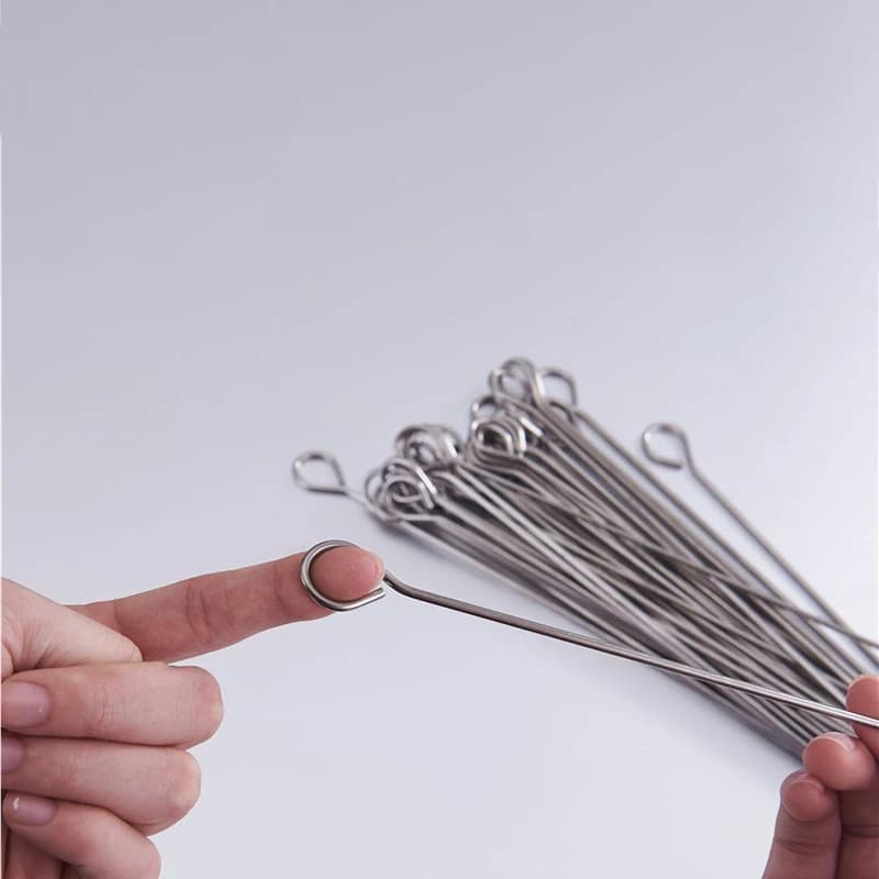 Espeto de churrasco inox com argola para manuseio fácil em conjunto de 12 peças