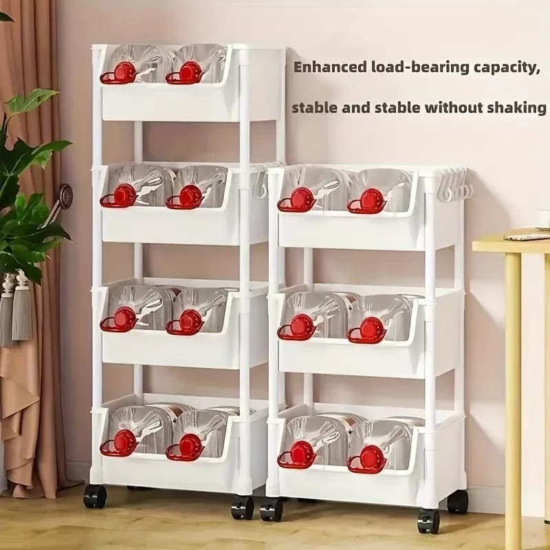 Estante móvel branca 5 camadas com rodas armazenando garrafas de água, estrutura estável e resistente