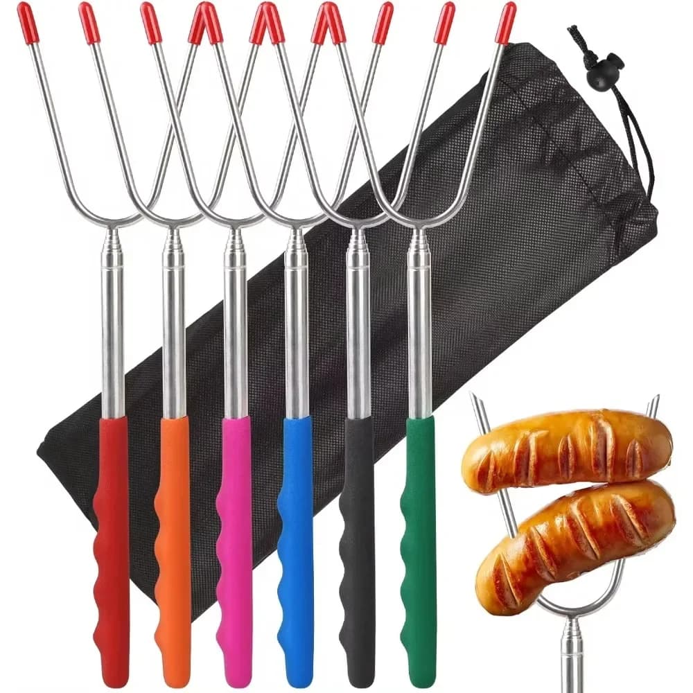 Set de 6 garfos telescópicos para churrasco com salsichas assadas