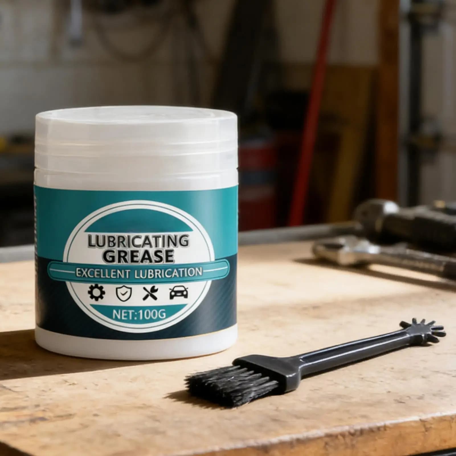 Lubrificante multiuso com escova preta para aplicação em carro, porta, bicicleta e rolamentos 100g