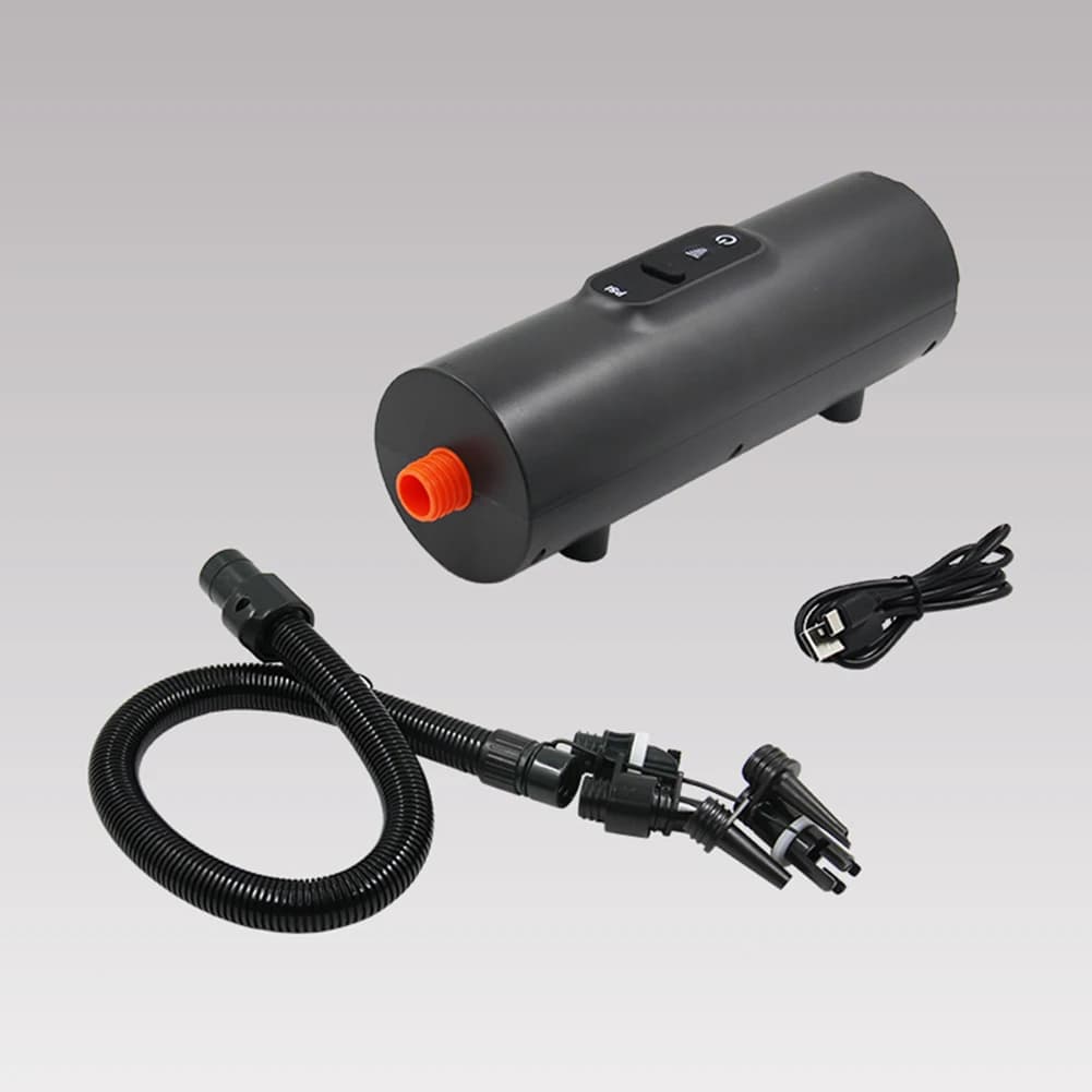 Bomba elétrica preta para SUP com mangueira flexível, cabo USB e acessórios para diferentes válvulas