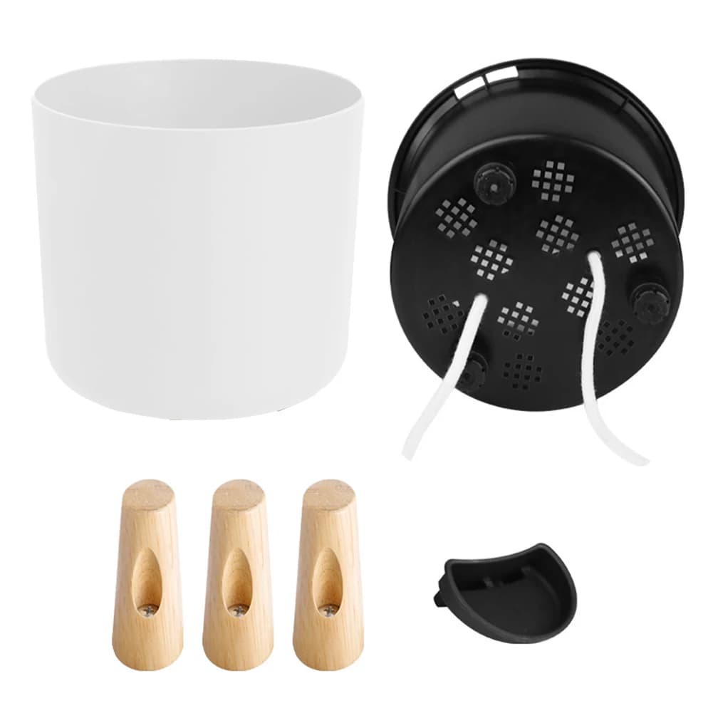 Componentes do vaso auto-rega branco com pernas de madeira incluindo base, cordas e tampa para rega