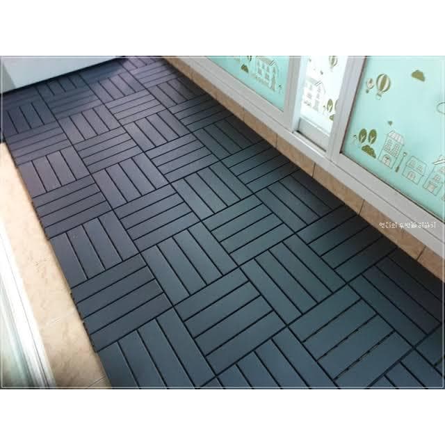 Piso de deck de madeira sintética cinza escuro para jardim e varanda