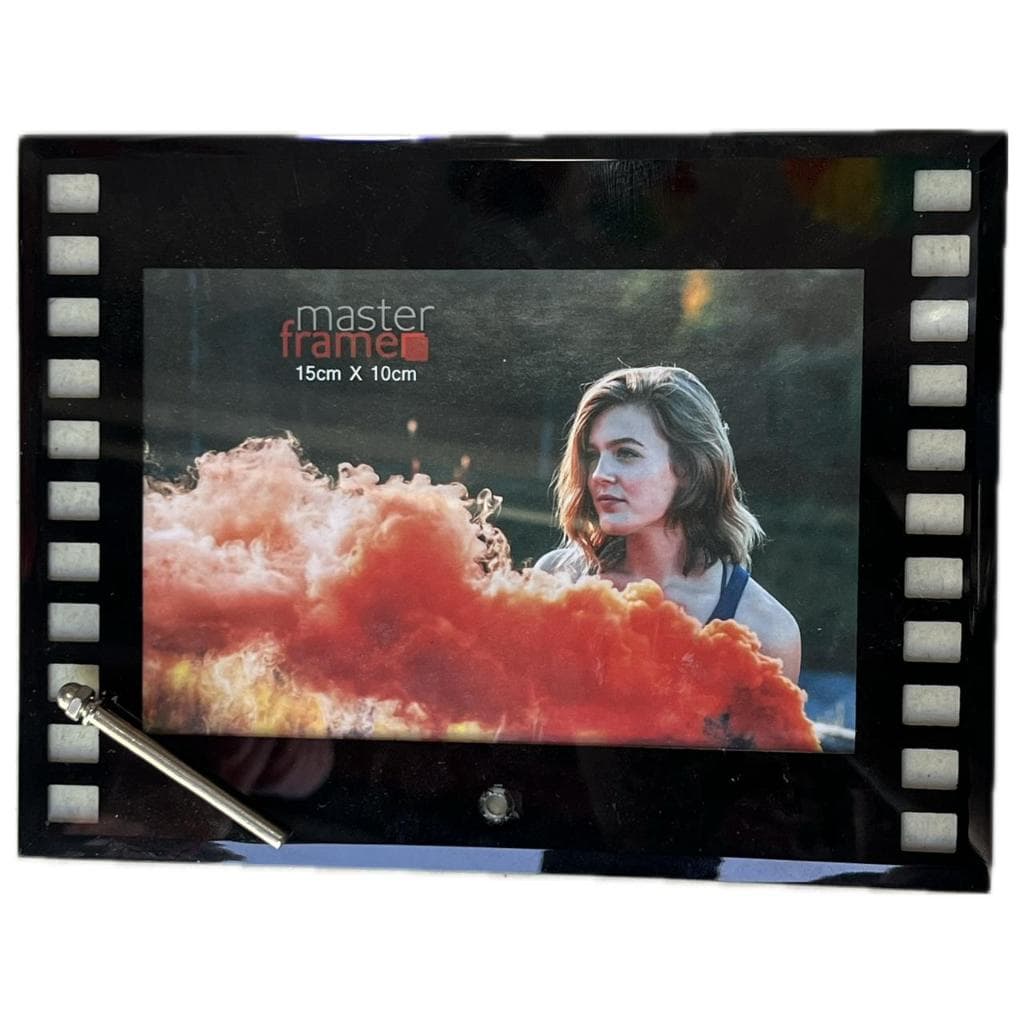 Porta retrato de vidro com moldura de filme de cinema, imagem de uma mulher com fumaça vermelha