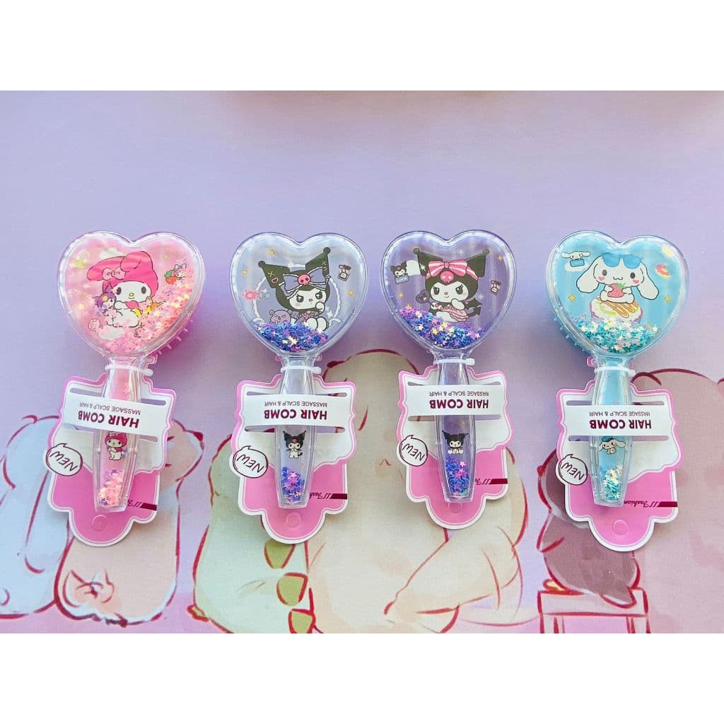 Escova de cabelo infantil, formato coração com brilho, da Turma da Hello Kitty