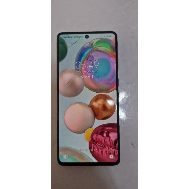 Galaxy A71 128 GB 6 GB Memória RAM  Tela trincada Pouco tempo de uso