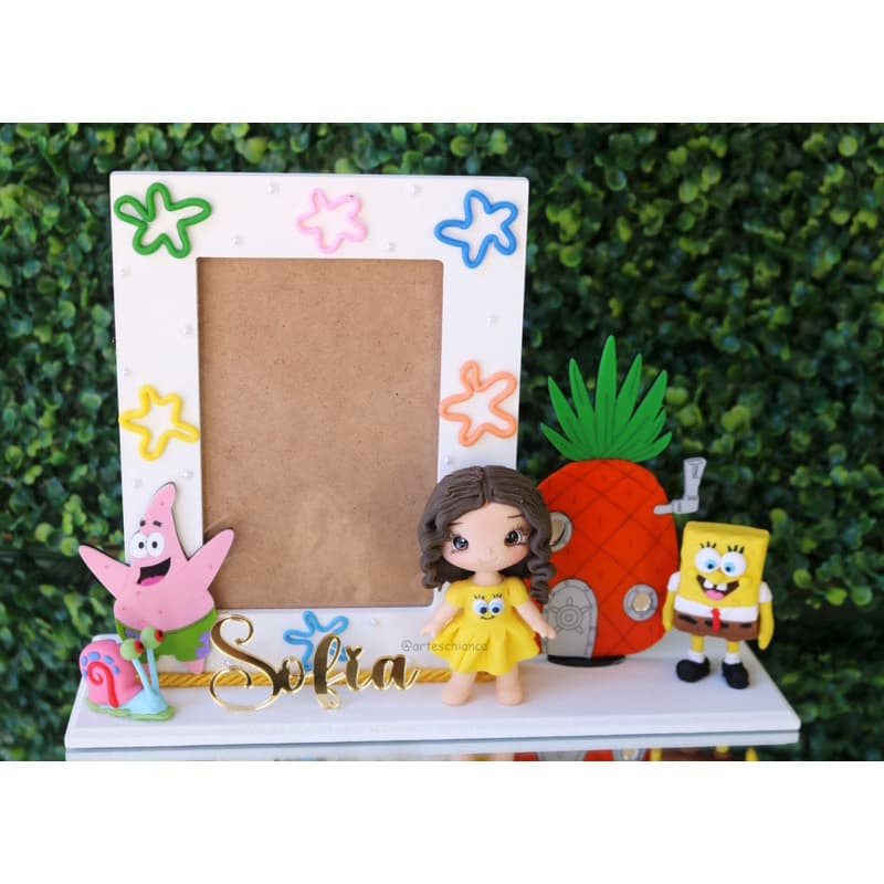 Porta retrato personalizado Bob Esponja com personagens e moldura decorada