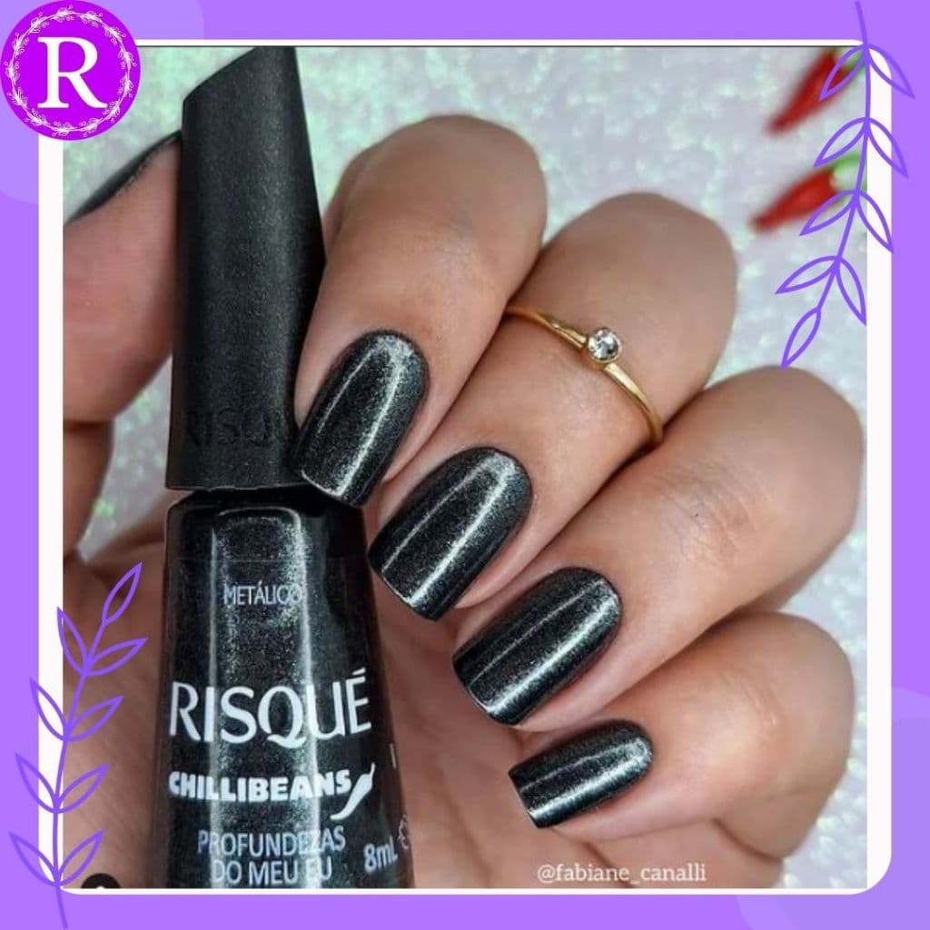 Esmalte Risque Profundezas Do Meu Eu Coleção Chillibeans Metálico 8ml - cinza, cinza escuro, cinza metálico.