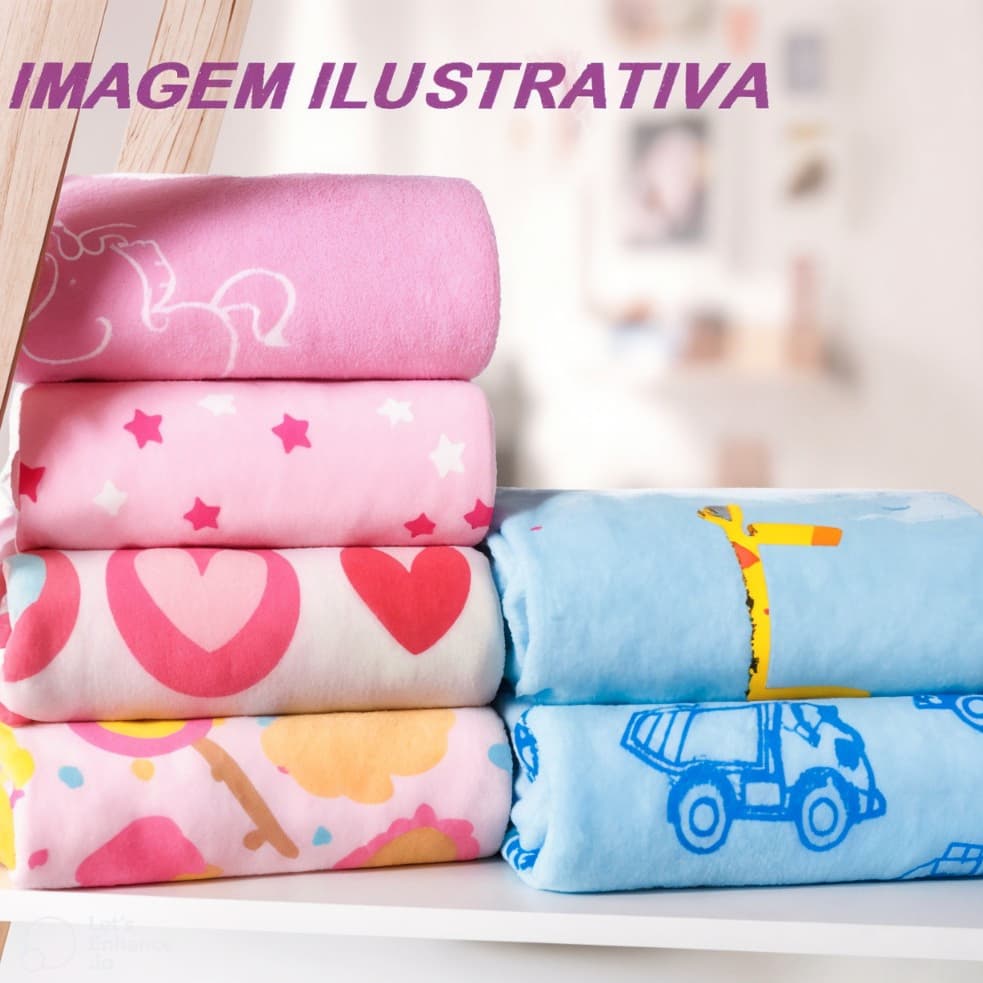 Kit de 3 mantas infantis antialérgicas, cores rosa e azul, com desenhos de unicórnio, estrelas, corações e caminhão de lixo.