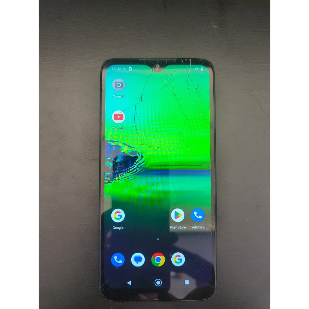 Moto G8 Play trincado
