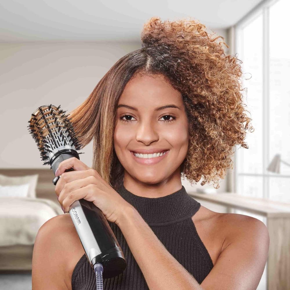 Escova Secadora Rotativa Conair Diamond Rotating 900W Alisa e Modela 127V 220V