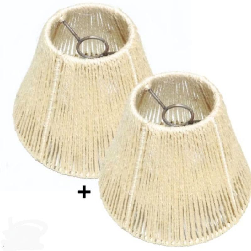 Duas cúpulas de abajur artesanais em fibra natural sisal, bege, design cone