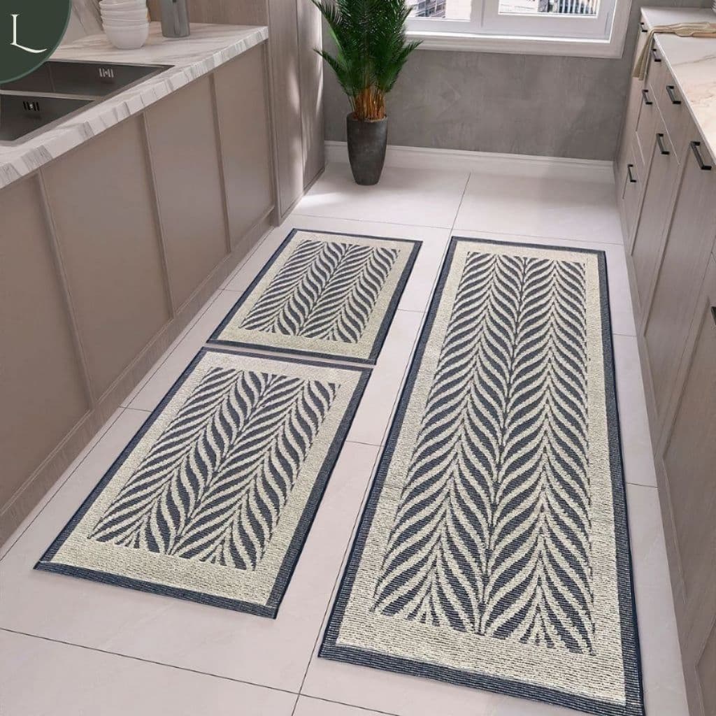 Tapetes de cozinha com design geométrico em preto e cinza