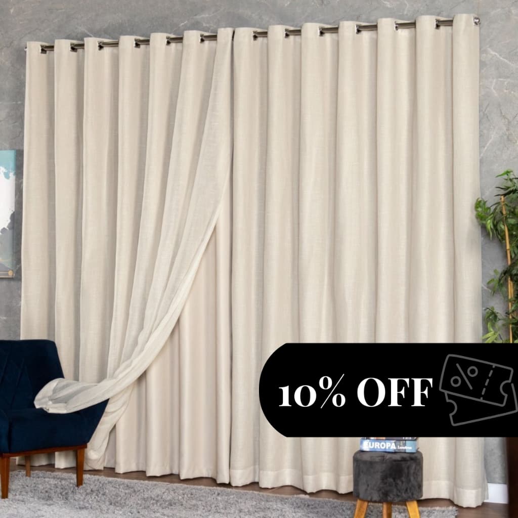 Cortina de voile de linho com forro blackout, cor bege, parcialmente aberta, promoção de 10% de desconto.