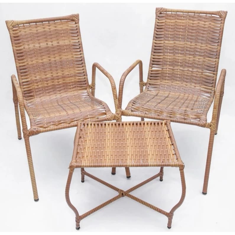 Conjunto de 2 cadeiras de junco bananeira com mesa de centro para área externa