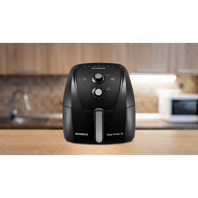 Fritadeira elétrica Mondial Mega Family-BL 8L 1900W em cozinha