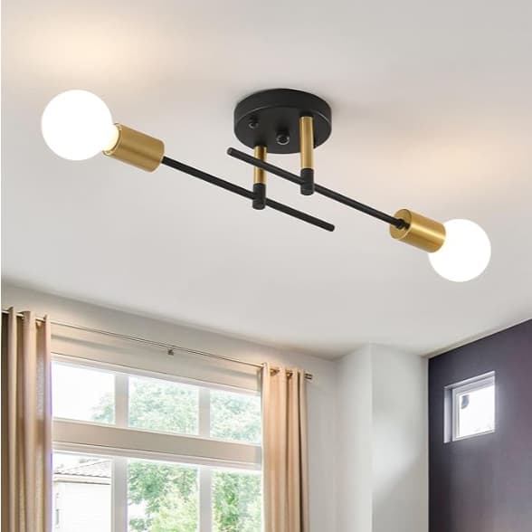 Luminária de teto moderna com três braços dourados e pretos