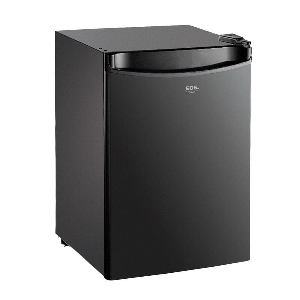 Frigobar preto EOS Ice Compact 71l, visão frontal, fundo branco