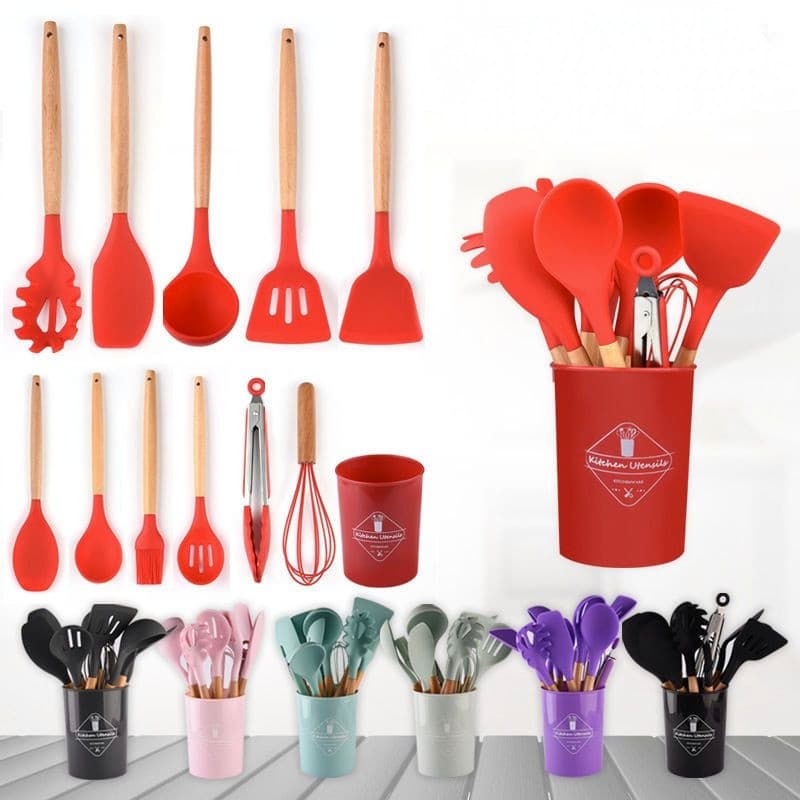 Kit de utensílios de cozinha em silicone com cabos de madeira vermelhos, dispostos em cilindros coloridos