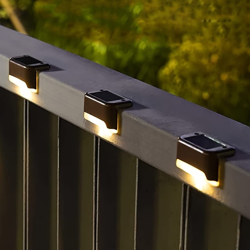Kit 4-12 Luminária LED Arandela Solar Branco Quente IP65 Externo Preto