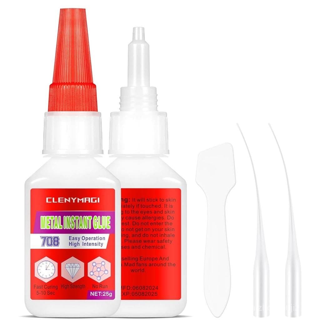 Cola instantânea para metal em frascos com espátulas, fundo branco